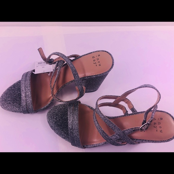 Shoes women’s sexy looking size 10 new day - Picture 5 of 7